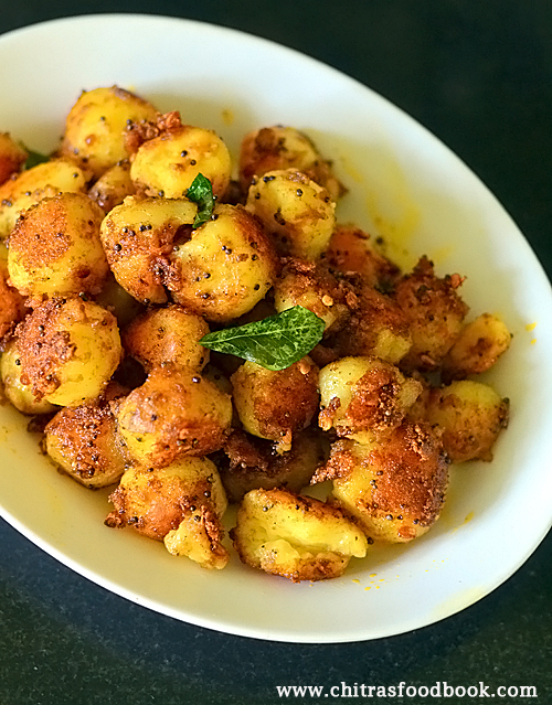 Baby Potato Roast / Small Potato Fry Recipe For Rice